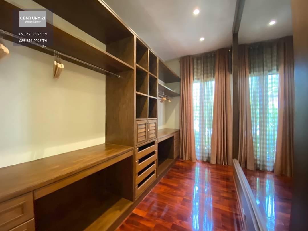 บ้านพูลวิลล่าในโครงการ บ้านสวยราคาพิเศษ view talay marina นาจอมเทียน พัทยา